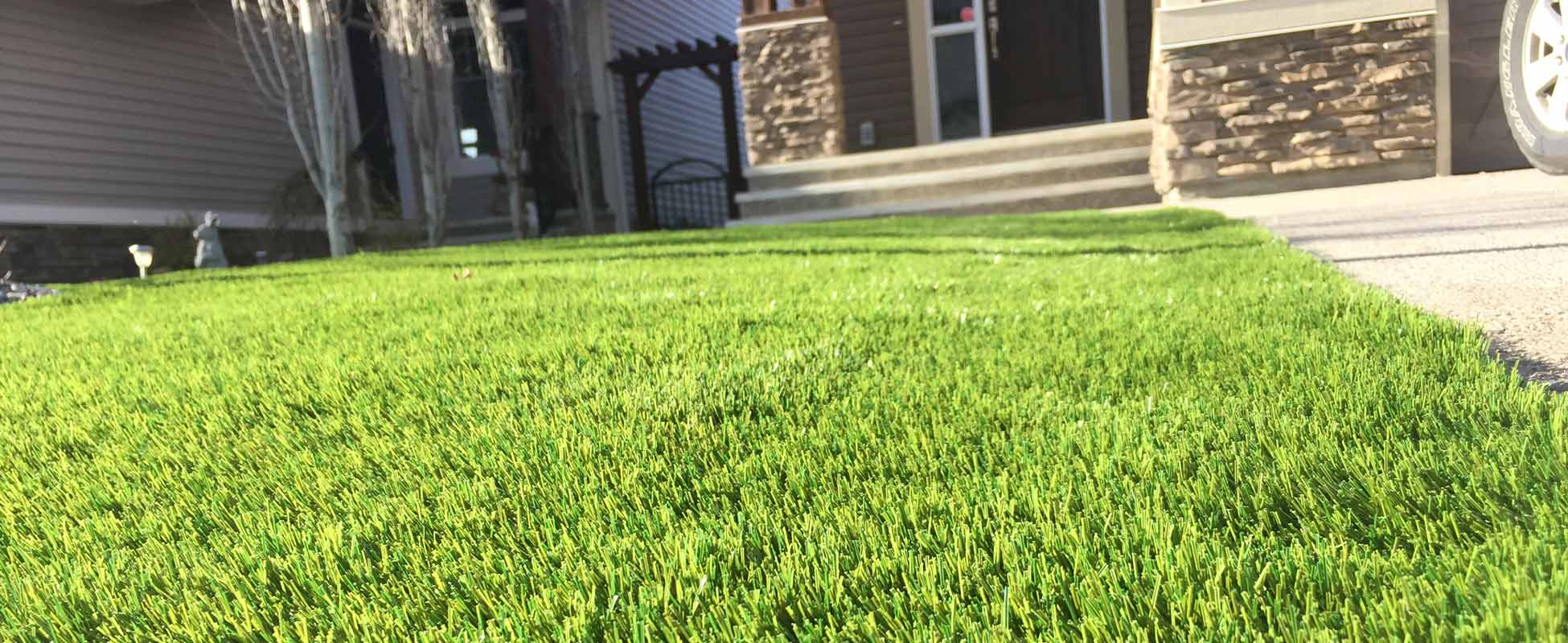 Alberta synthetic grass front yard