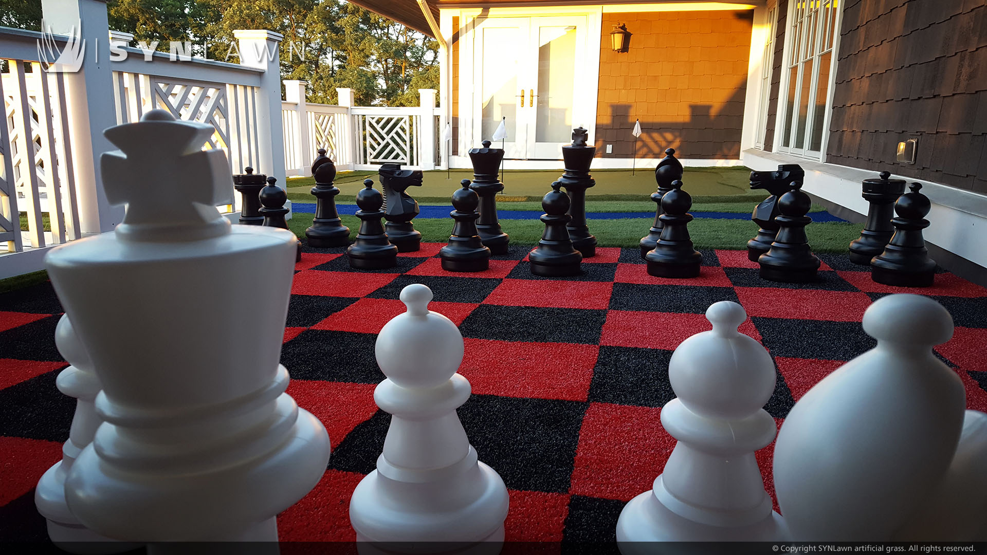 SYNLawn-artificial-grass-play-checkerboard-chess-set