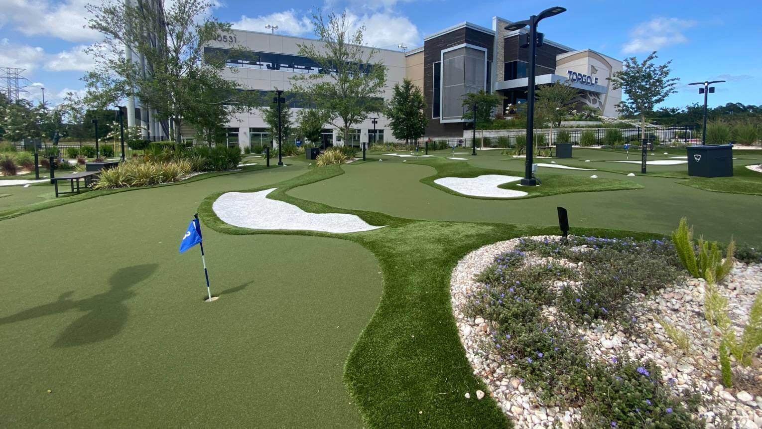 Commercial turf putting green installed by SYNLawn